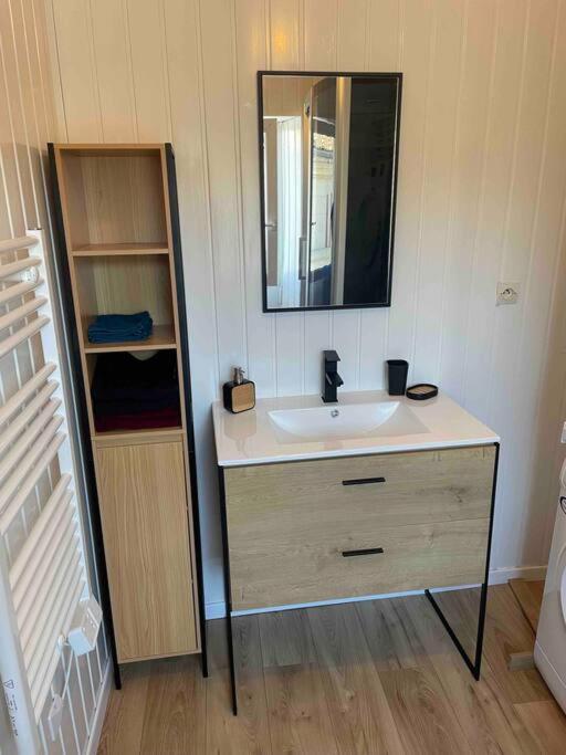 Superbe Duplex Coeur De Ville 3 Etoiles Jonzac Exterior foto